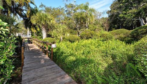 1680 BROOKHOUSE CIRCLE