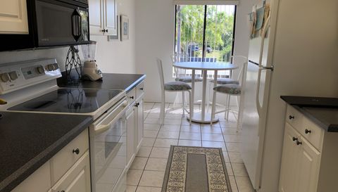 6211 Timberlake Dr Unit B4