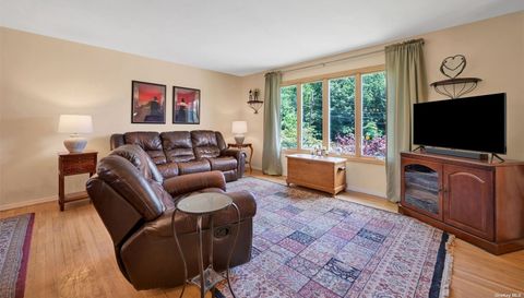 28 Bayview Dr