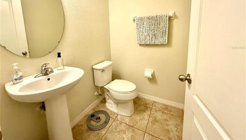 7522 ALOMA PINES COURT