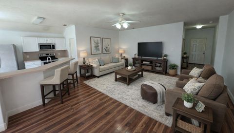 5322 Cinnamon Lake Dr