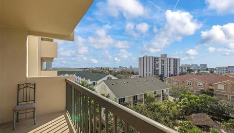 400 ISLAND WAY