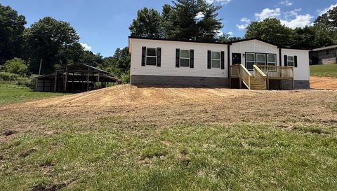 705 Robin Dr