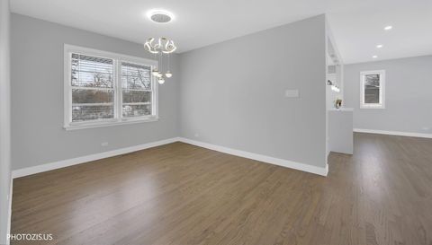 2N356 Prairie Avenue