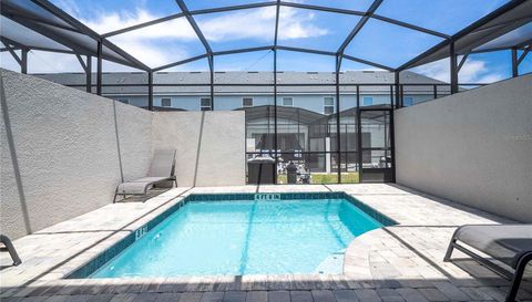 1692 TROPICAL PALMS CIRCLE