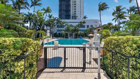 1413 Sunset Harbour Dr