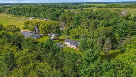 2454 221st Avenue NE