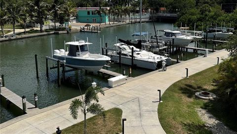1709 N TAMIAMI TRAIL