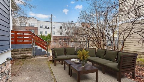 953 Carroll Avenue