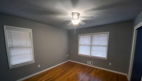 1803 White Oak Hollow NE