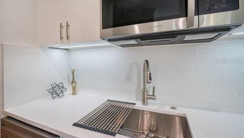 613 E RIDGEWOOD STREET