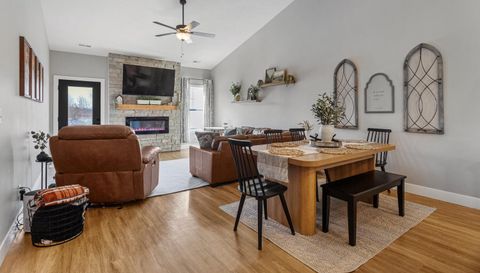 7 Prairie Trail