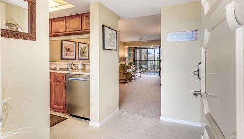 21420 Bay Village Dr Unit 216