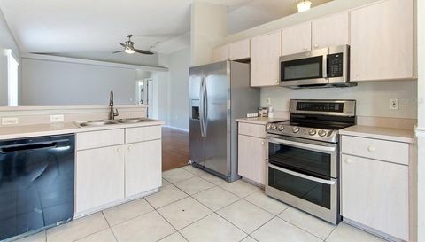 1537 RIDGE POINTE DRIVE