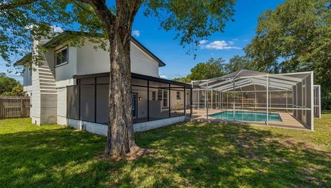 7111 GATEWAY COURT