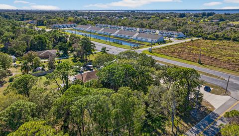 5030 N Courtenay Pkwy