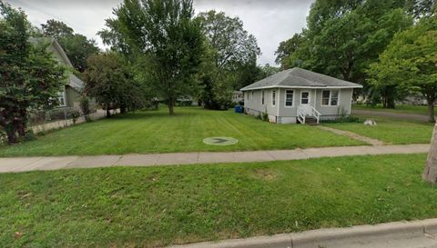 1131 grand blvd