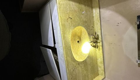 5914 Sutcliff Square