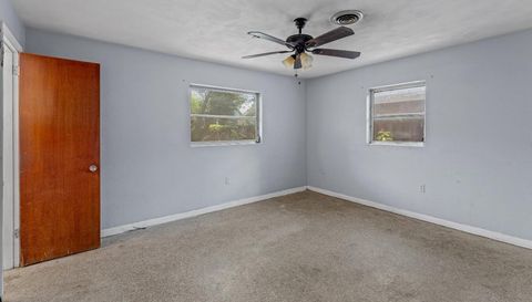 2406 Dellwood Dr