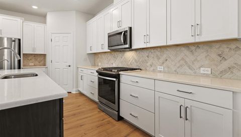 13928 NATURES RESERVE DRIVE