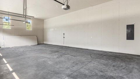 Xxx Middle Cullen Road