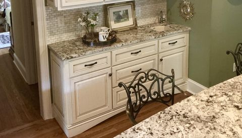 3294 Fox Hunt Trail NW