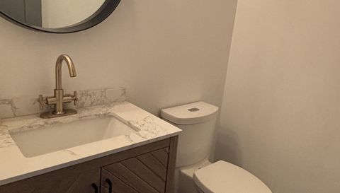 1071 S Header Canal Rd