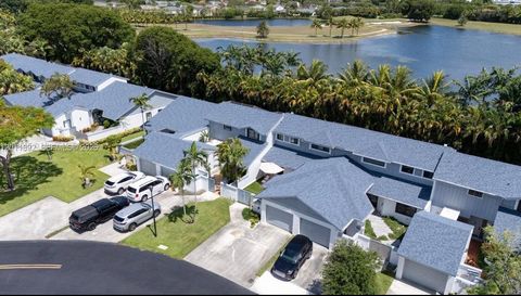 9871 52nd Ln