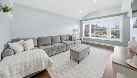6425 W 64th Street