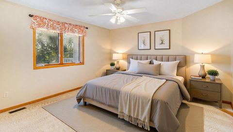 912 Aurora Circle