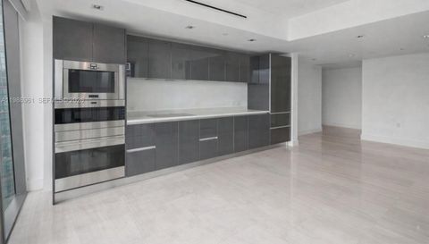 1451 Brickell Ave