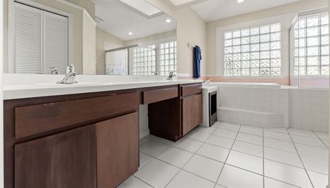 958 RIDGEWOOD TERRACE