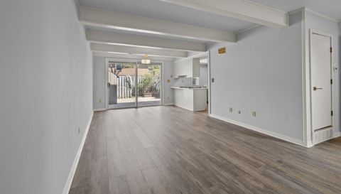 107 W Ticonderoga Dr #3E