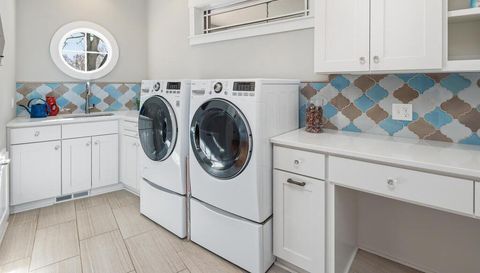 1912 Linner Woods Court