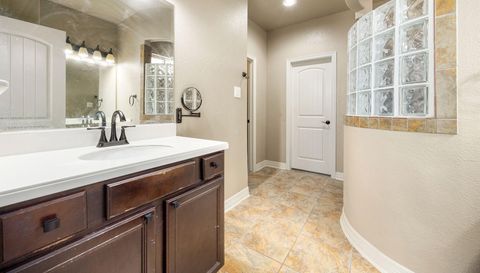 12422 Old Stillwater