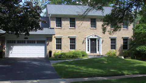 1172 Kenilworth Cir