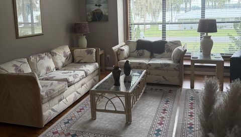 222 Hunting Lodge Dr