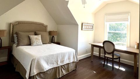 14 Waterway Island Dr