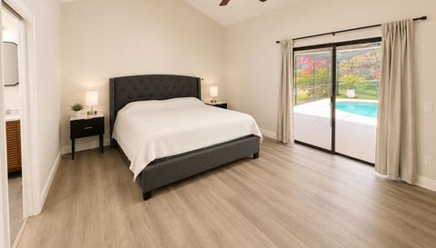 6350 Oak Meadow Bnd