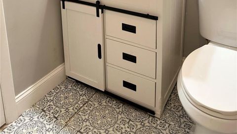 960 Bayberry Point Dr