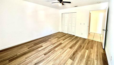 513 Pine Ridge Avenue