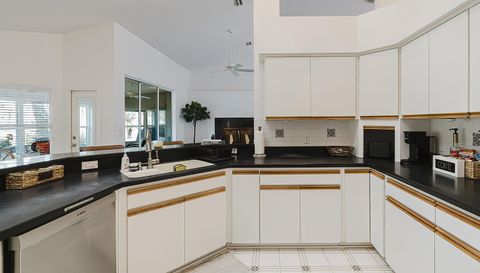 240 N Country Club Dr