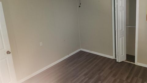 905 East Washing Street