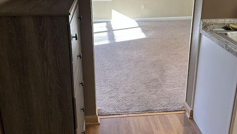 209 Falcon Crest Way