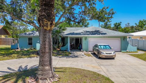 1369 Brookside Dr