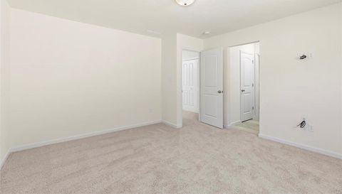 304 Winding Bluffs Court