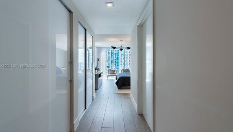 300 Sunny Isles Blvd