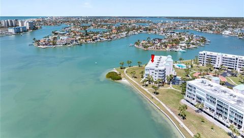 8040 SAILBOAT KEY BOULEVARD S