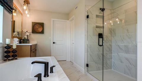 464 VENETO CIRCLE