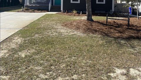 143 NW 4th St